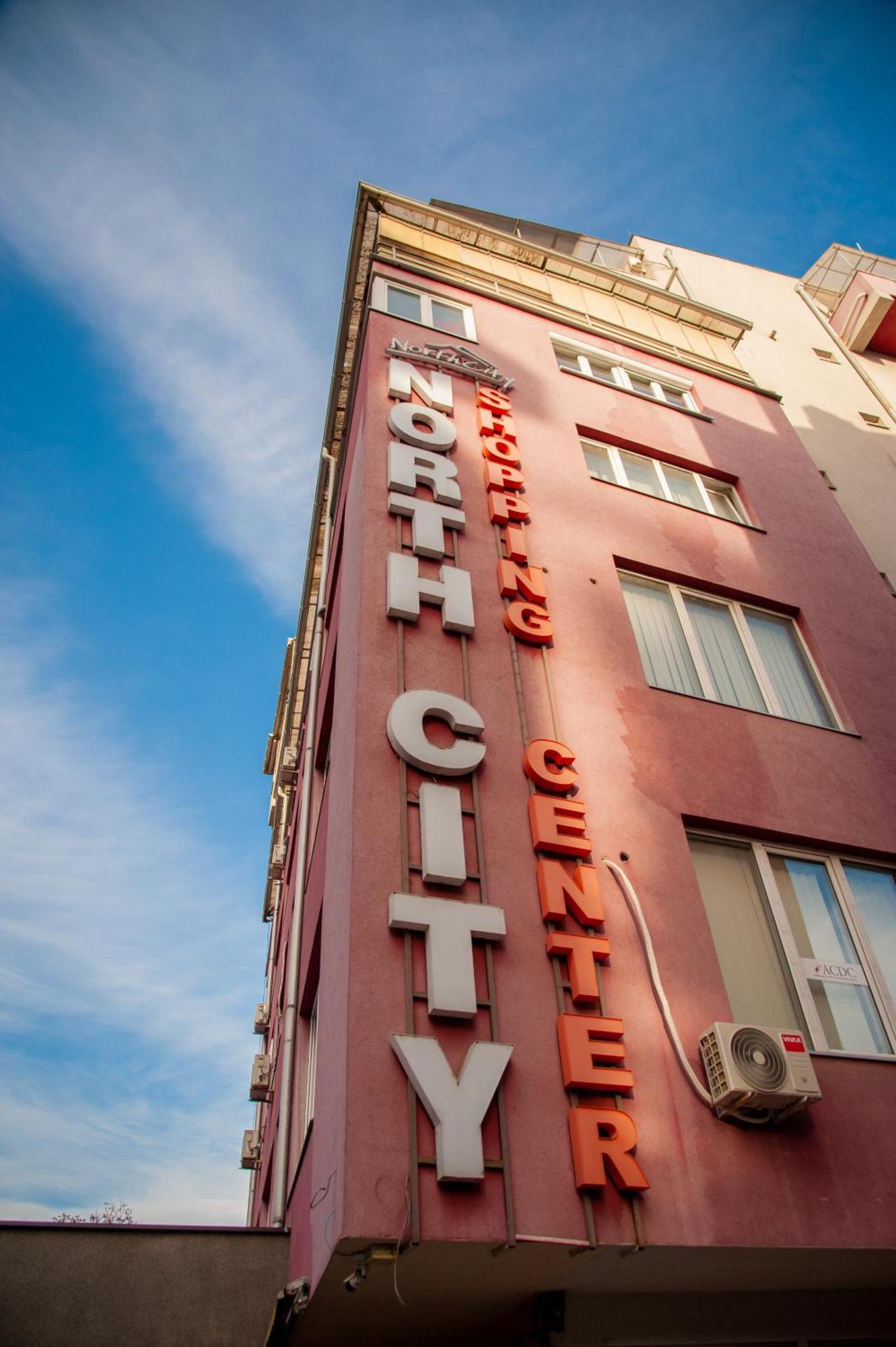 Hotel North City Titova Mitrovica 外观 照片