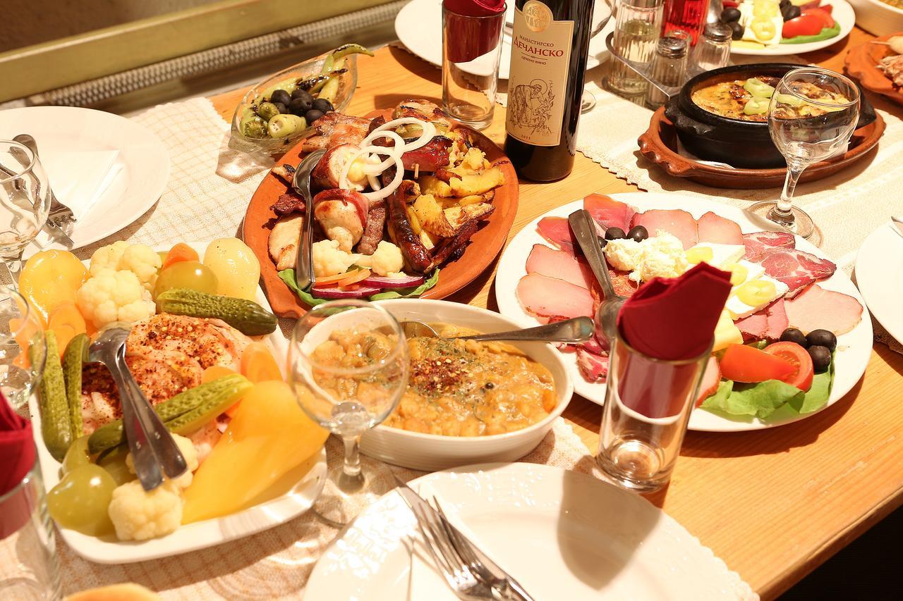Hotel North City Titova Mitrovica 外观 照片